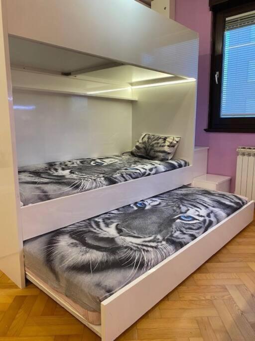 Appartement Self Check-In Studio With Wi-Fi And Parking Place à Zagreb Extérieur photo