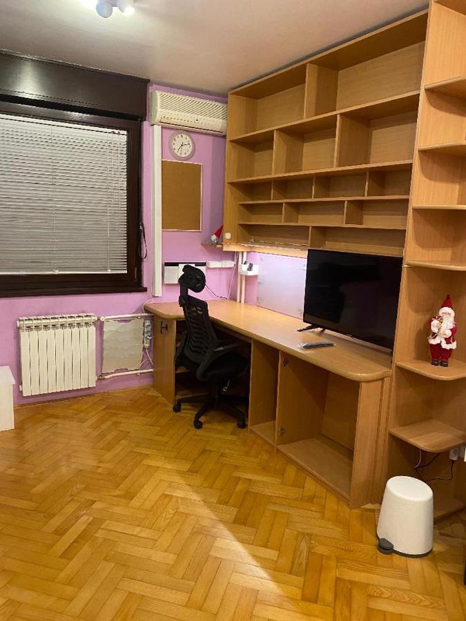 Appartement Self Check-In Studio With Wi-Fi And Parking Place à Zagreb Extérieur photo